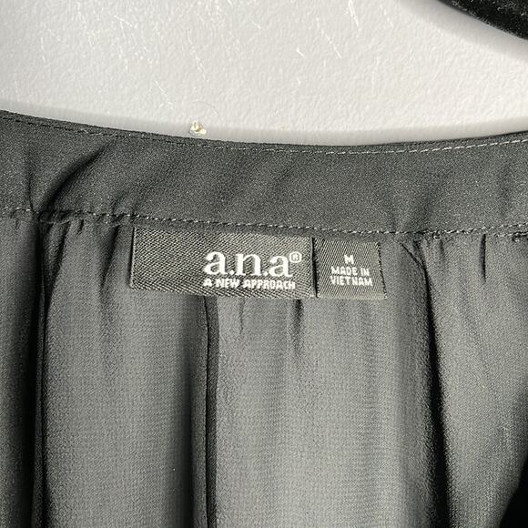 Ana Black Sheer Pleated Seam Tunic Size Medium - Picture 2 of 9